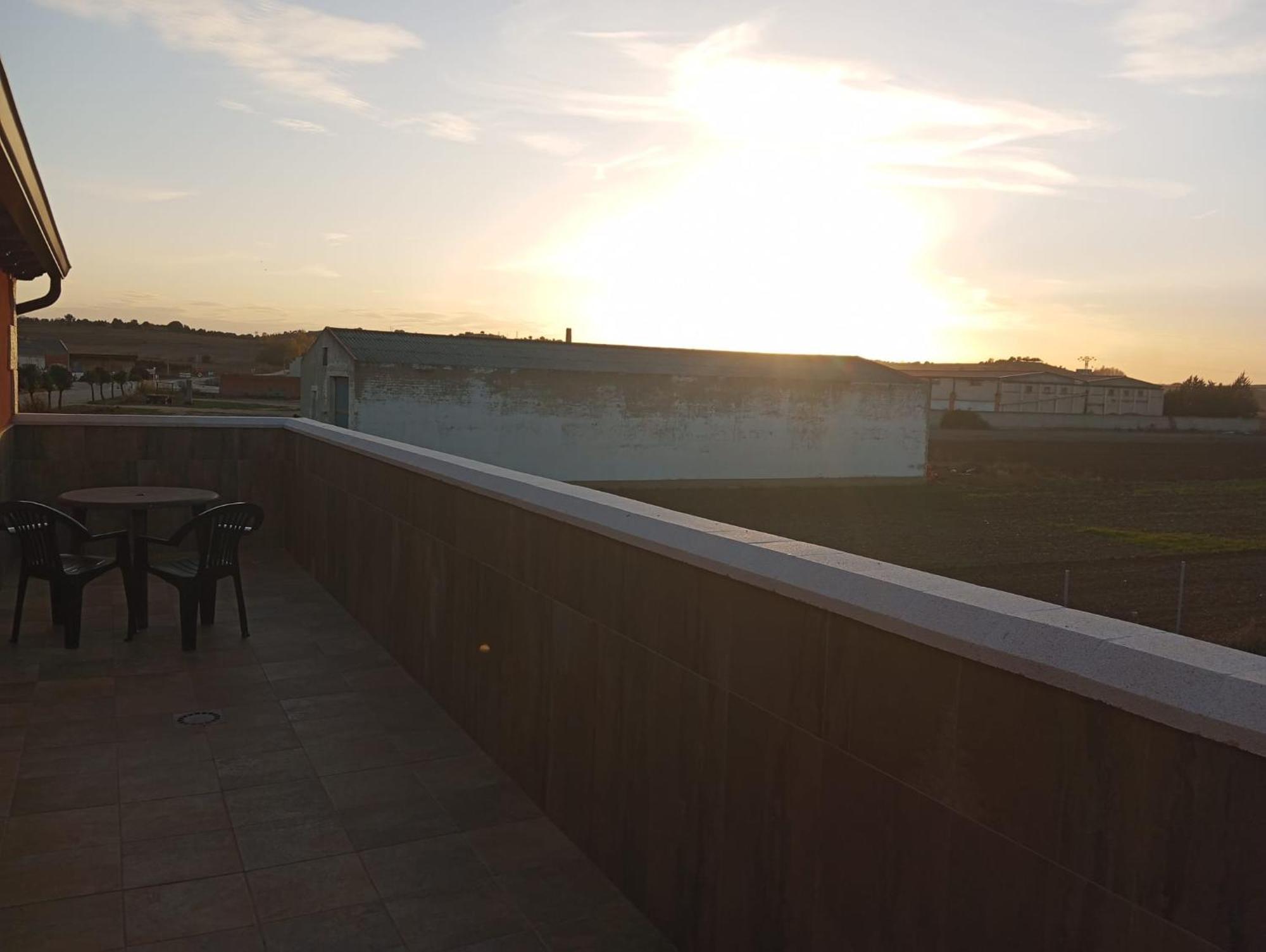Chalet De Artistas Vadocondes ภายนอก รูปภาพ